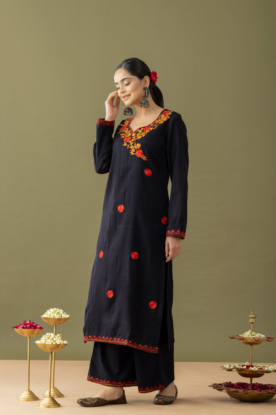 Utsaah Black Aari Embroidery Kurta Set
