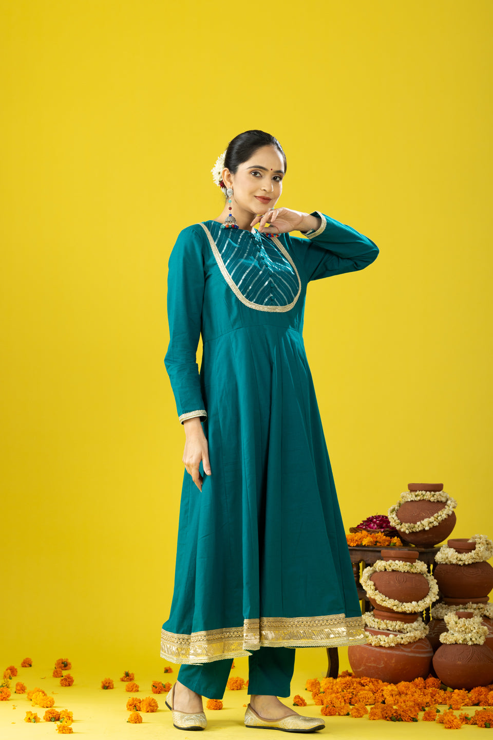 Utsaah Dark Turquoise Suit Set