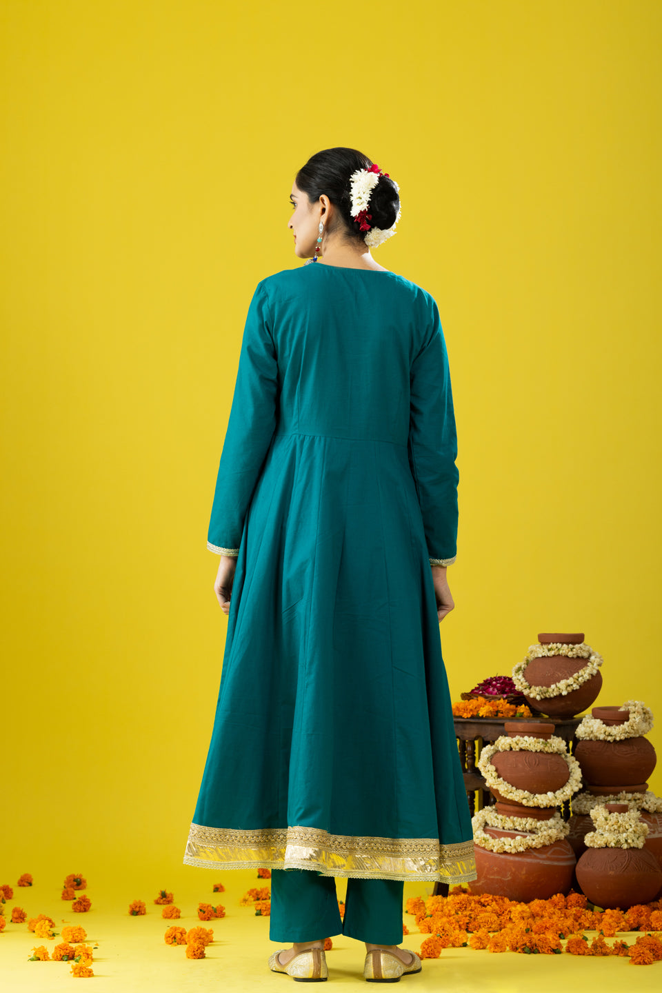 Utsaah Dark Turquoise Suit Set