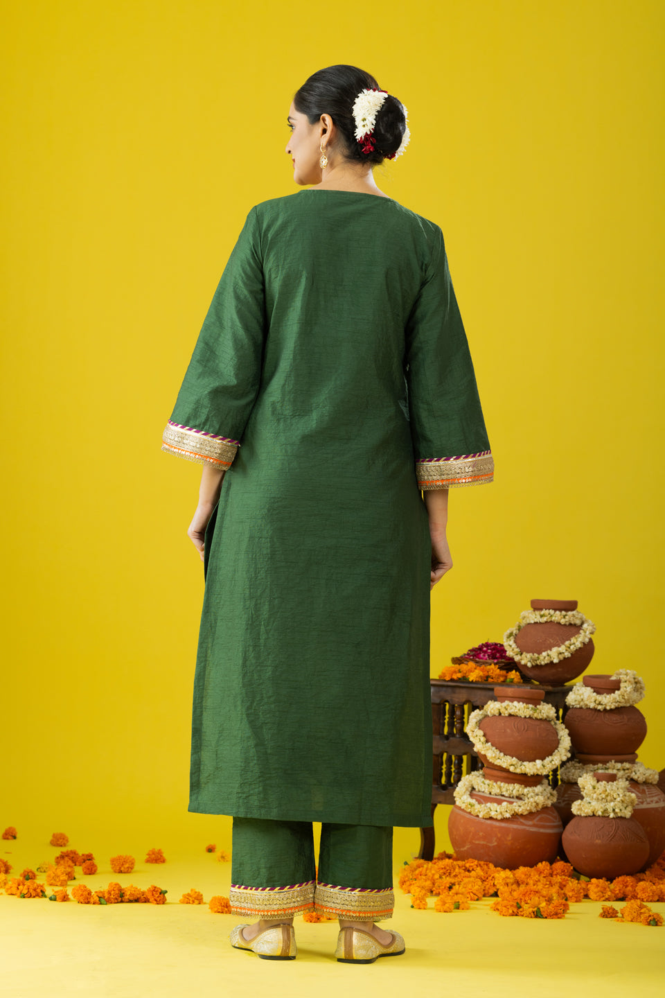 Utsaah Deep Bottle Green Suit Set