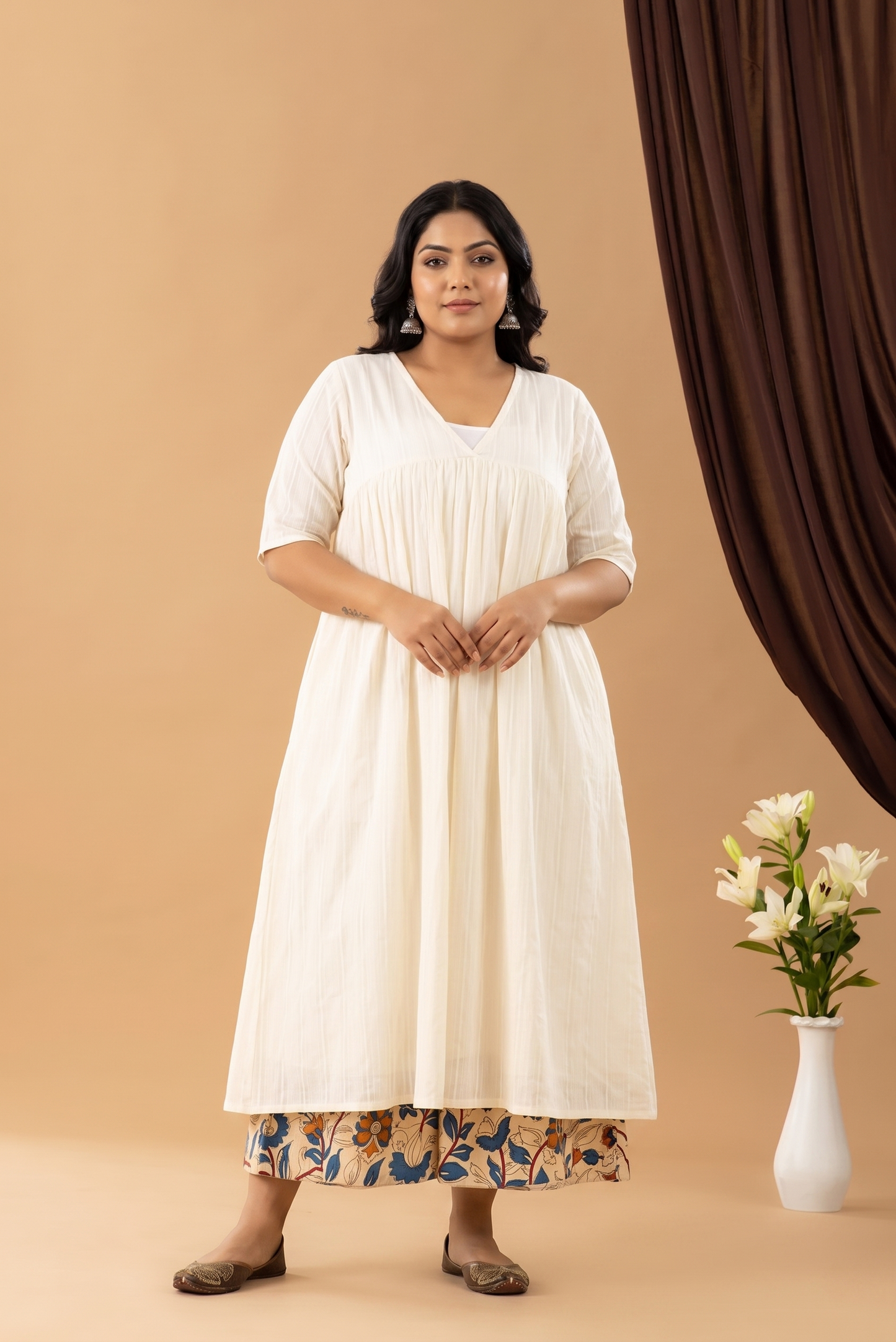 Bahaar Flour White Kurta Set