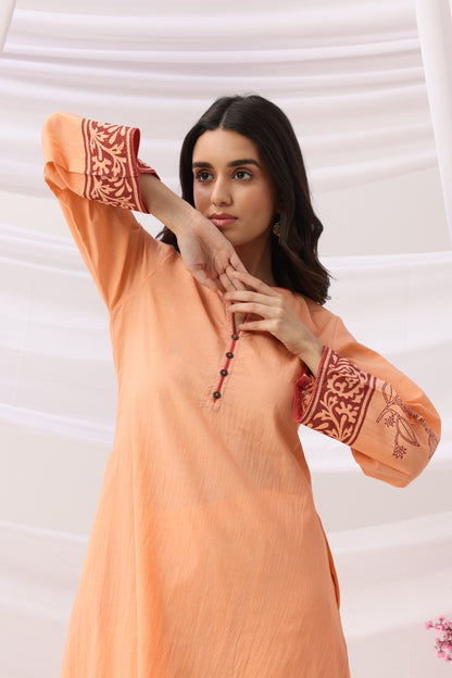 Mridu Coral Peach Kurta Set