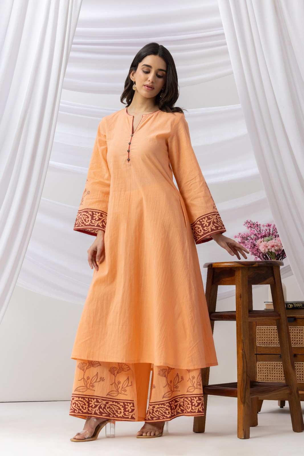 Mridu Coral Peach Kurta Set