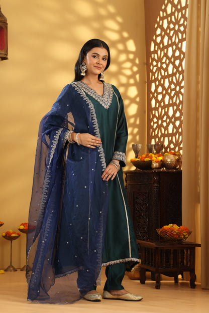 Jashn Green Chanderi V Neck Suit Set