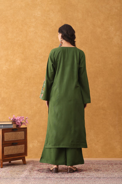 Noor Jade Green Embroidered Phiran Set