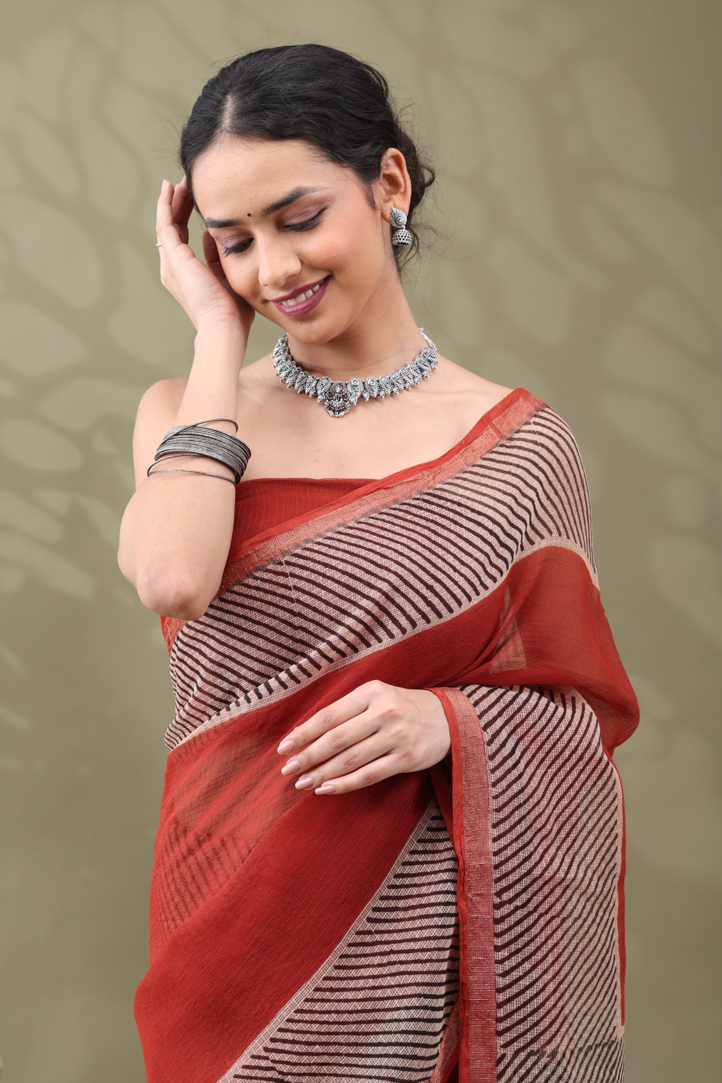 Navya Rust Striped Border Cotton Kotta Doriya Saree.