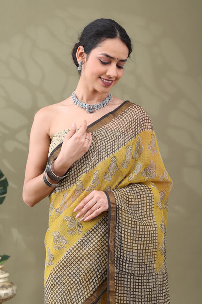 Navya Yellow Paisley check Border Cotton Kotta Doriya Saree.