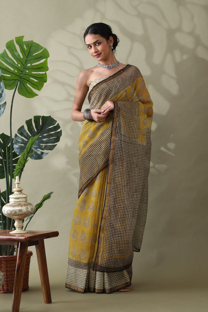 Navya Yellow Paisley check Border Cotton Kotta Doriya Saree.