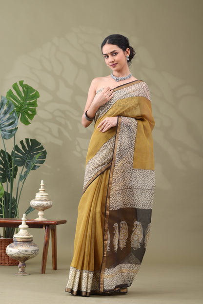 Navya Gold Yellow Geometric Border Cotton Kotta Doriya Saree.