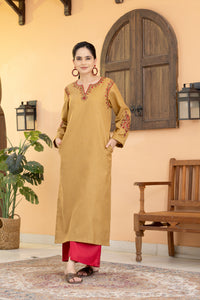 Jugni Sheen Gold Embroidered Phiran Set