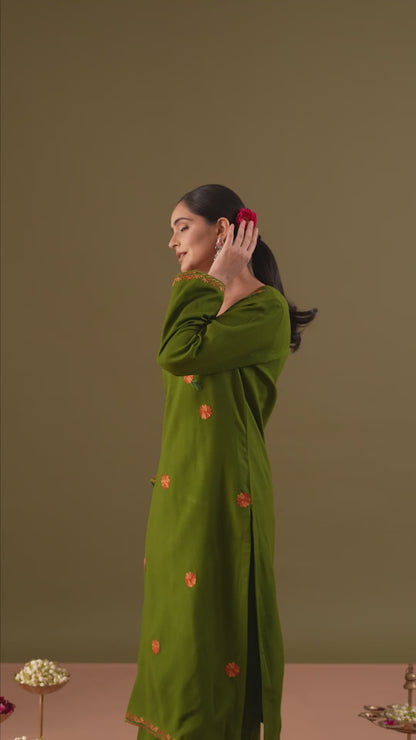 Utsaah Pea Green Aari Embroidery Kurta Set