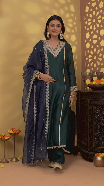 Jashn Green Chanderi V Neck Suit Set